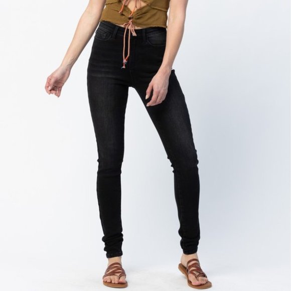 Judy Blue Denim - NWT - Full Size Pocket Jeans